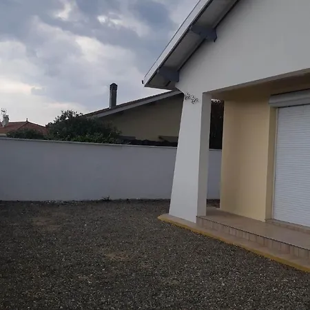 Holiday home Maison 6 Personnes A
